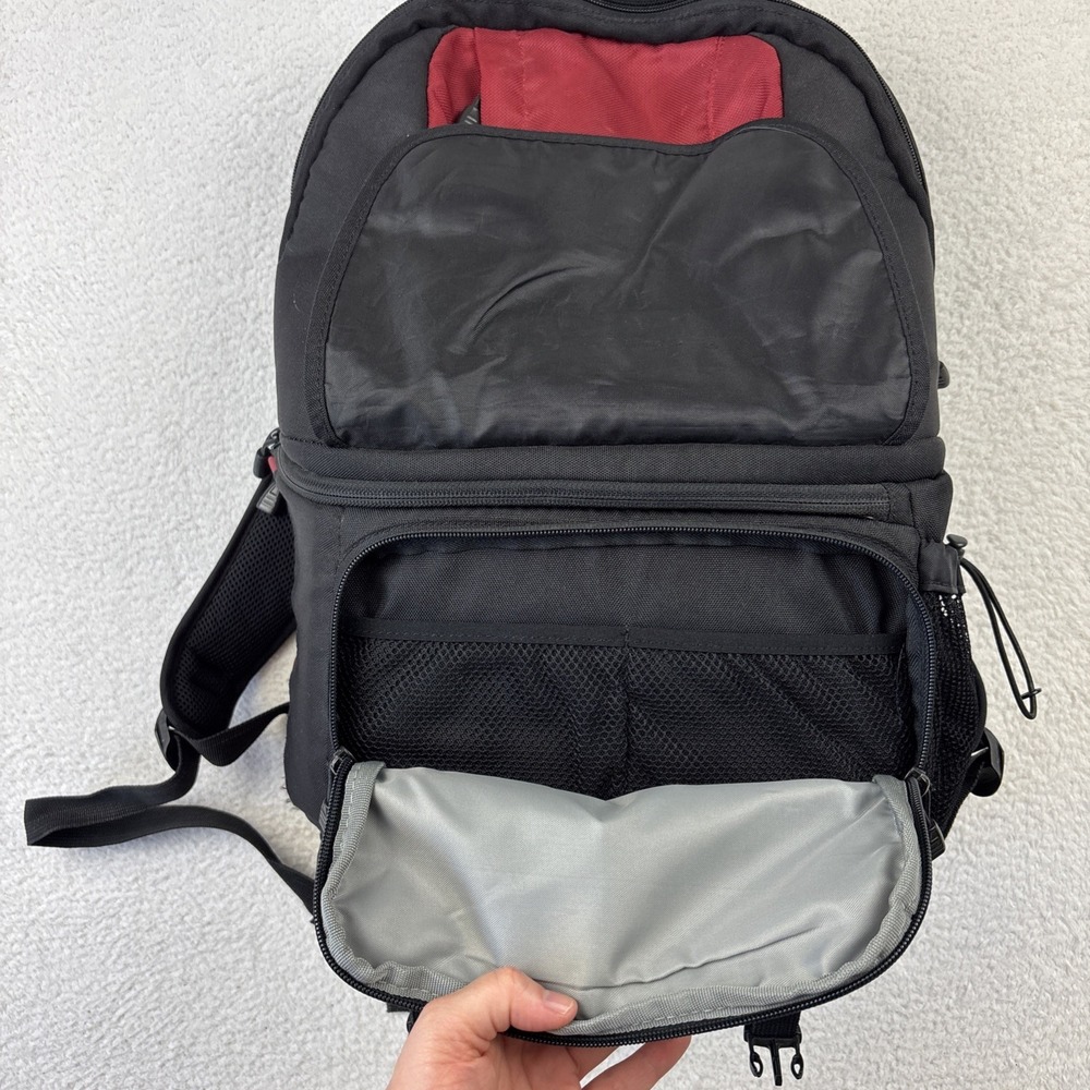 LOWEPRO 'Fastpack 200 Backpack' Red/Black Digital SLR Camera Bag Travel Pack - Picture 3 of 14
